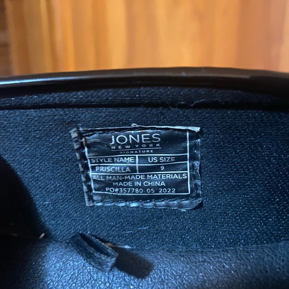 Jones New York Priscilla Black Faux Patent Leather Loafers Size 9 - Picture 11 of 11